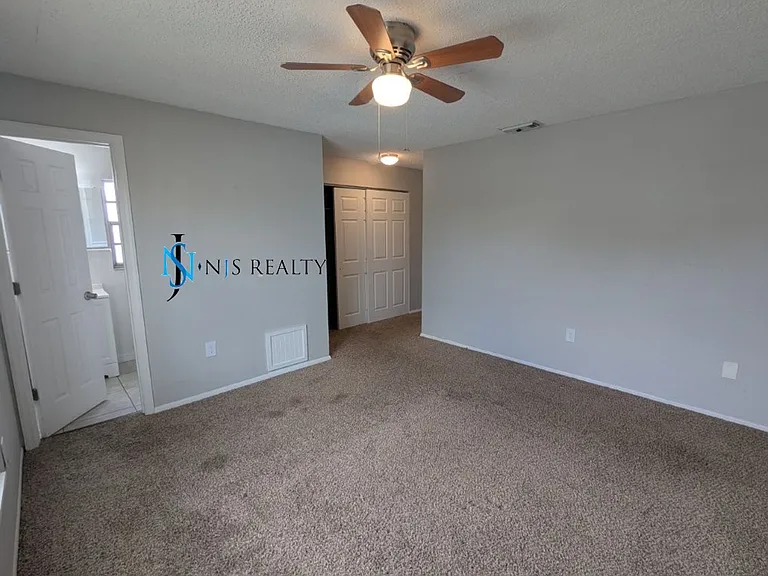 3153 Lodi Dr — Photo 17