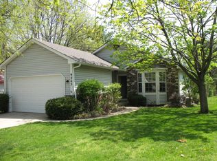 9243 N Park Ave, Indianapolis, IN 46240
