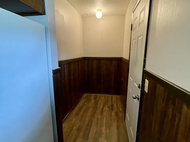 2309 S Norwood Ave #B — Photo 5