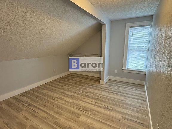 3rd image of 205 E Victoria St