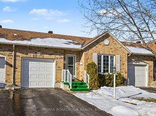 402 Flora St, Carleton Place, ON K7C 3M9