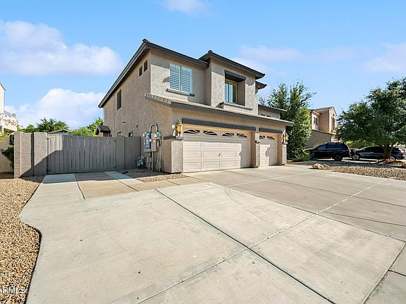 2nd image of 833 E AQUARIUS Place