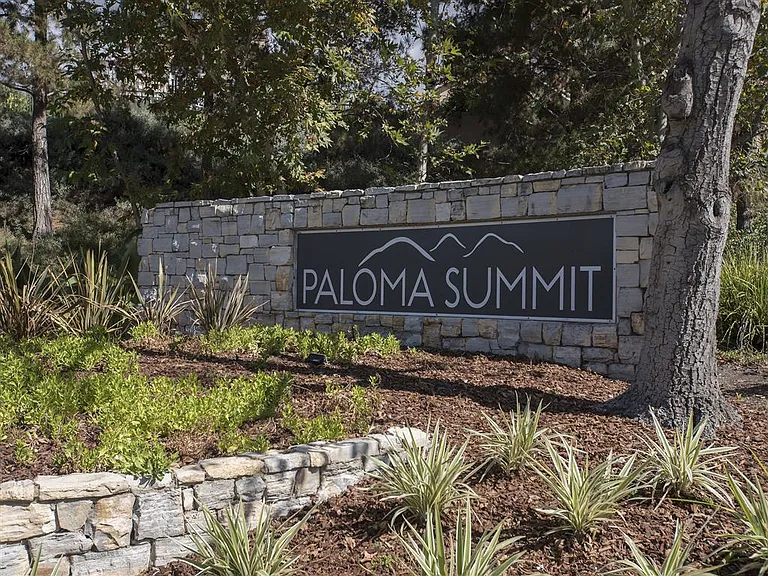 Paloma Summit Condominium Rentals — Photo 29