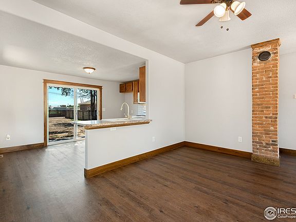 5th image of 126 N 9th Ave