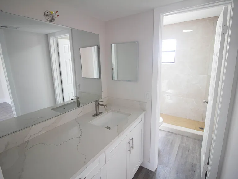 223 SE 11th Ave #223 — Photo 16