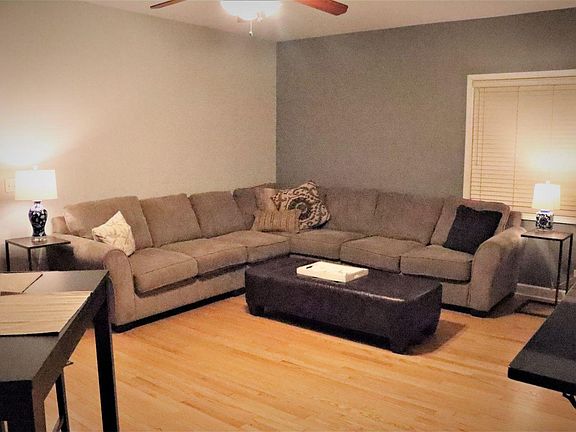 2nd image of 2410 W Flournoy St APT 1