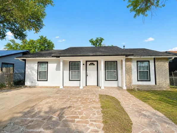 5346 War Horse Dr, San Antonio, TX 78242