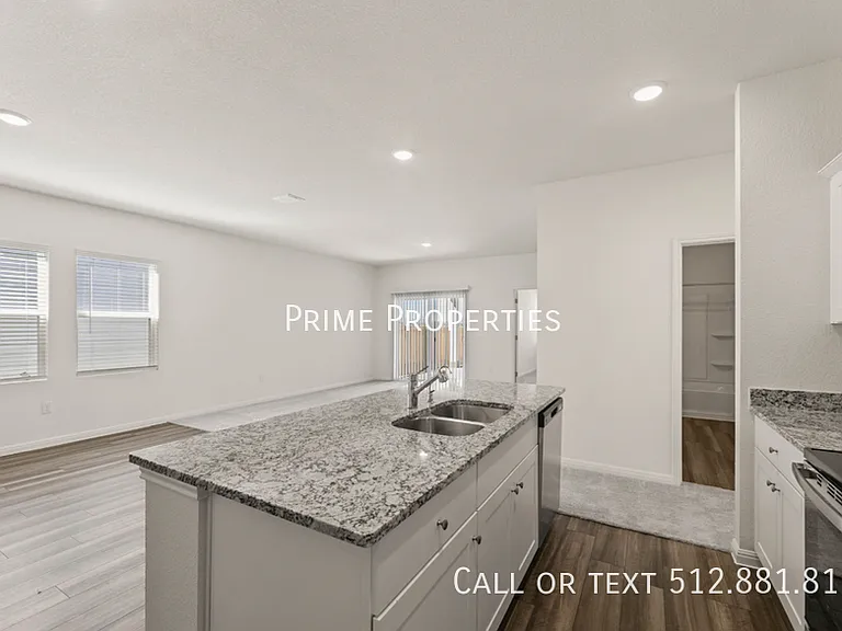 221 Wilson Springs Ln — Photo 9