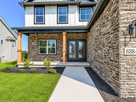 3rd image of 8384 Willow Haven Dr