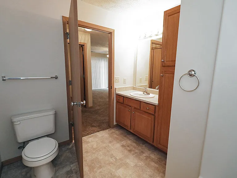 Lexington Ridge Apartments — Photo 32