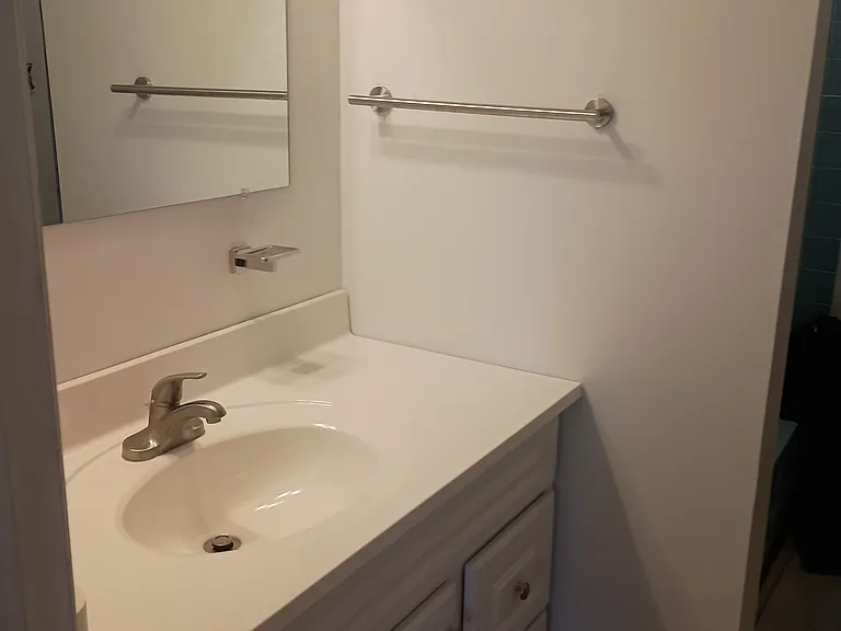 3264 Roxbury Rd — Photo 8