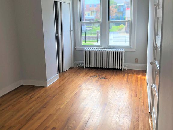 5th image of 150 Glover Ave Floor 1