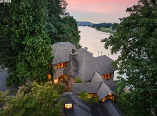 11350 S Riverwood Rd, Portland, OR 97219