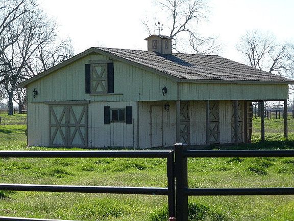 2nd image of 18259 County Road 3 Ln