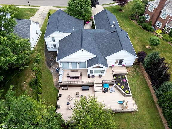 2nd image of 733 Phillips Rd NE