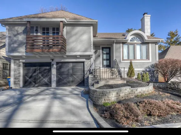 11103 Delmar Ct, Leawood, KS 66211
