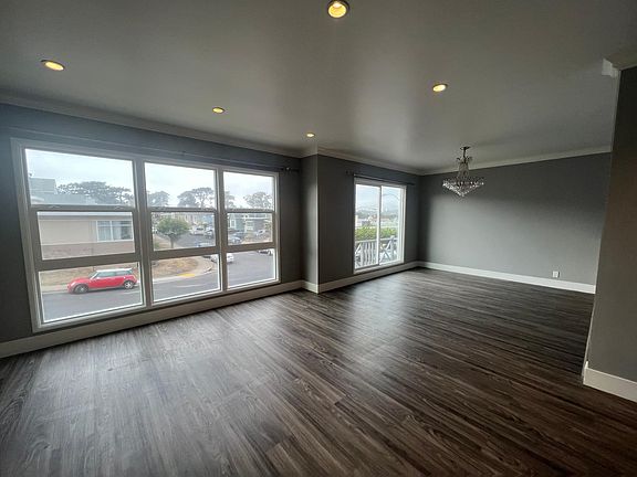 3rd image of 131 Glenwood Ave