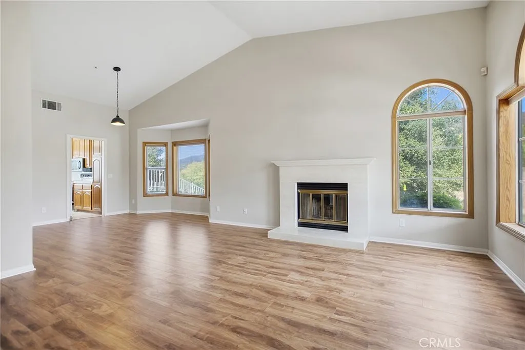 3 bed, 1650 sqft, $3,500 — Photo 4