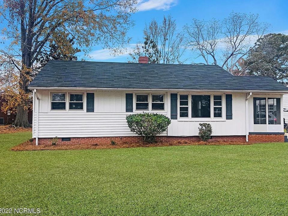 1st image of 401 Greenview Dr