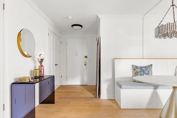 Sold by Compass | media 14