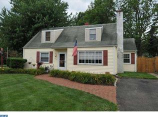 406 Tanner Rd, Hatboro, PA 19040