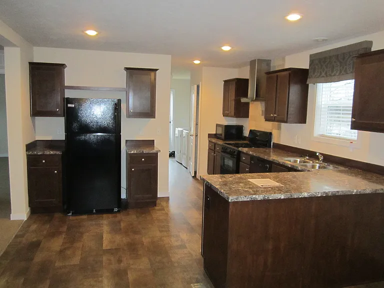 Willowbrook Place — Photo 34