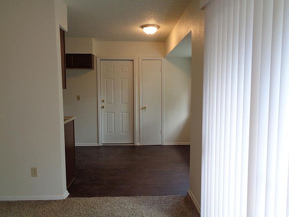 4th image of 626 Palm Grv