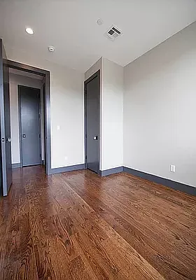 79 Stanhope St #4B — Photo 5