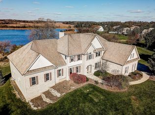 1488 Eagle Ridge Dr, Antioch, IL 60002