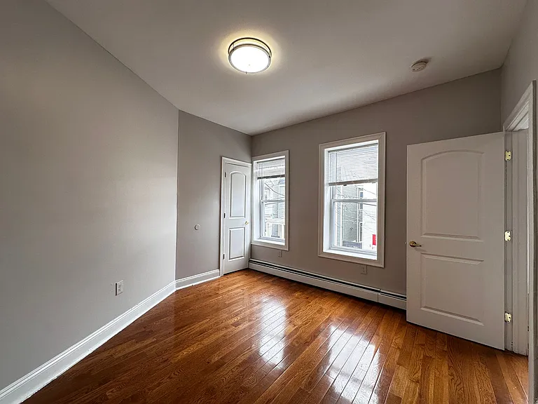 6 Tonnelle Ave #21E — Photo 5