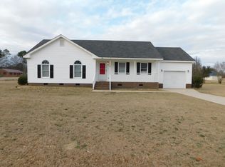 811 Outlaw Rd, Dudley, NC 28333