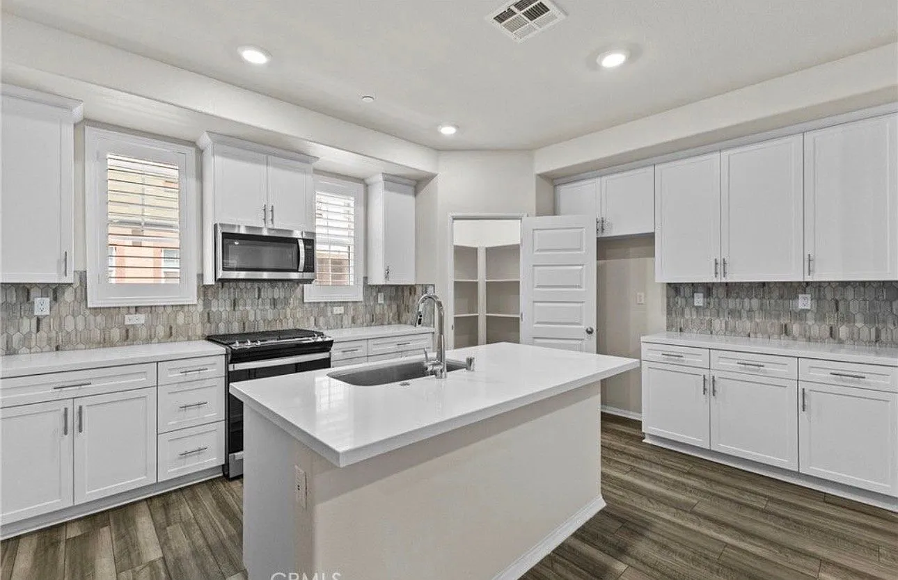 Temecula Town Home in Prime location — Photo 3