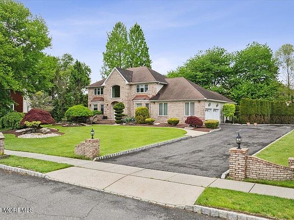 3rd image of 5 Martin Court