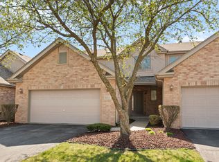 8031 Nielsen Dr, Tinley Park, IL 60477