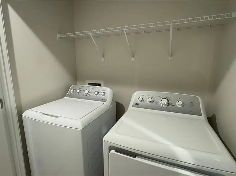 4034 Hemlock Ct — Photo 27
