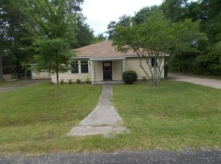19 Greenway Dr, Trinity, TX 75862