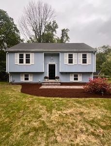 26 Icarus Ln, Attleboro, MA, 02703