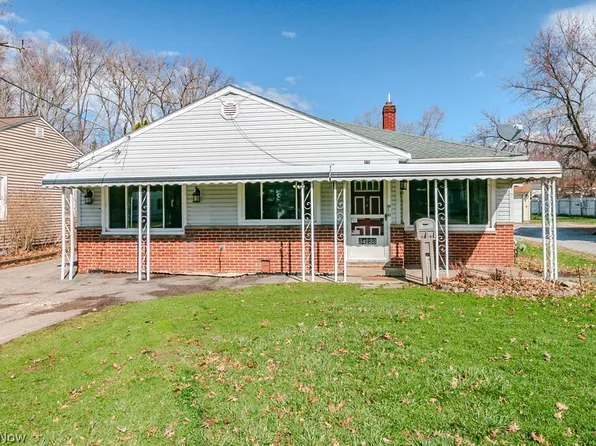 34233 Beach Park Ave, Eastlake, OH 44095
