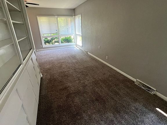 4th image of 3410 24th Ave