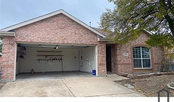 4 bed, 1953 sqft, $2,695 — Photo 4