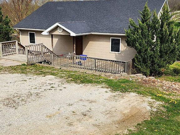 2nd image of 32109 Falcon Dr