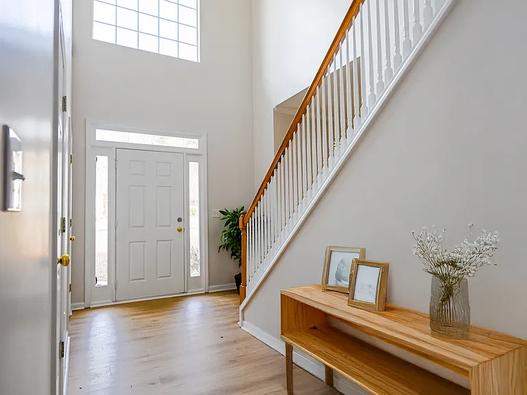 1570 Swan Valley Ct — Photo 11