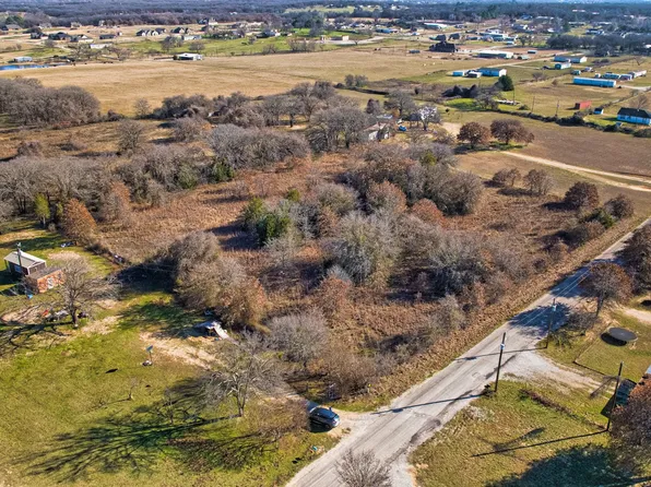 160 County Road 4764, Boyd, TX 76023