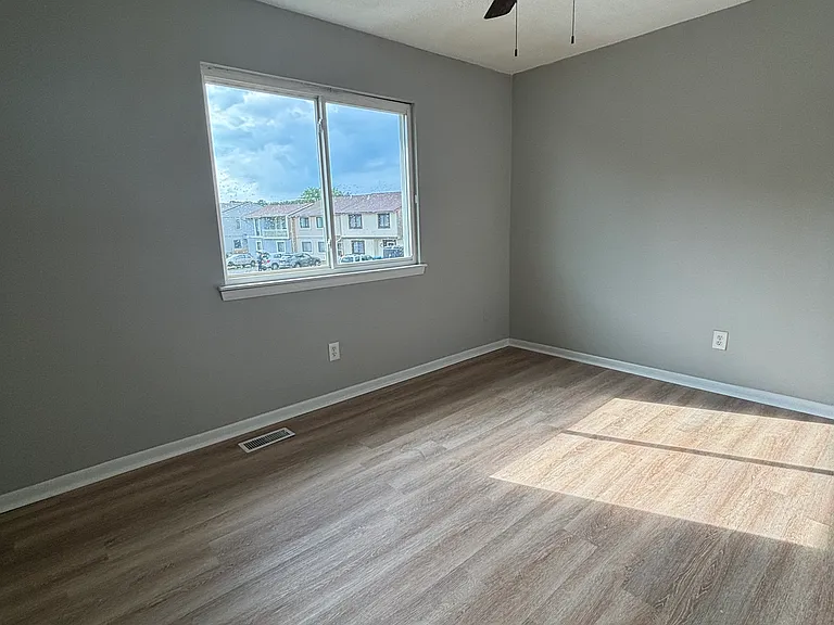 4102 Thistle Cir — Photo 7