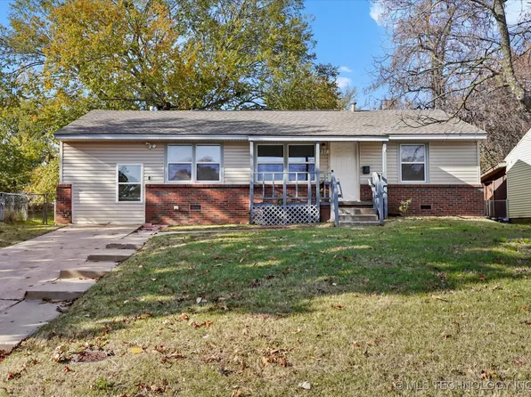 801 Forest Dr, Sand Springs, OK 74063