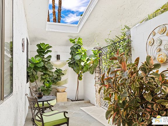 4th image of 2430 Paseo Del Rey