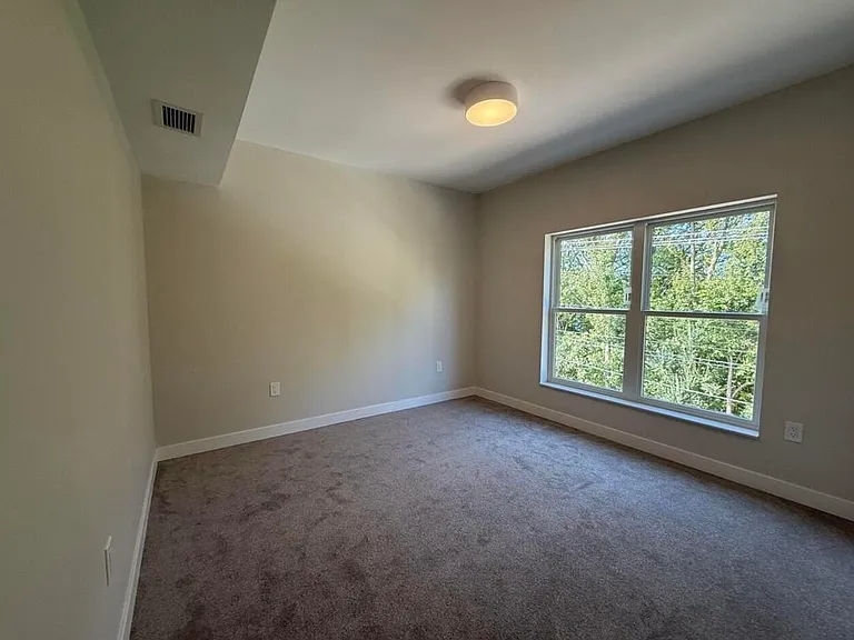 2645 Burton Rd — Photo 20