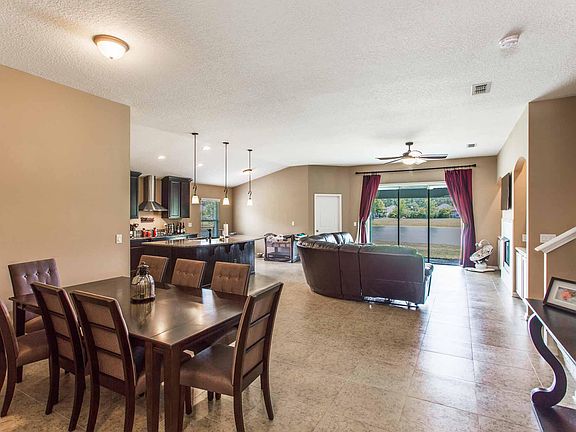 4th image of 1012 TORRY Court