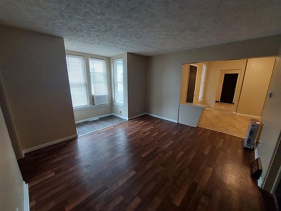 5th image of 603 W Vermont St #1