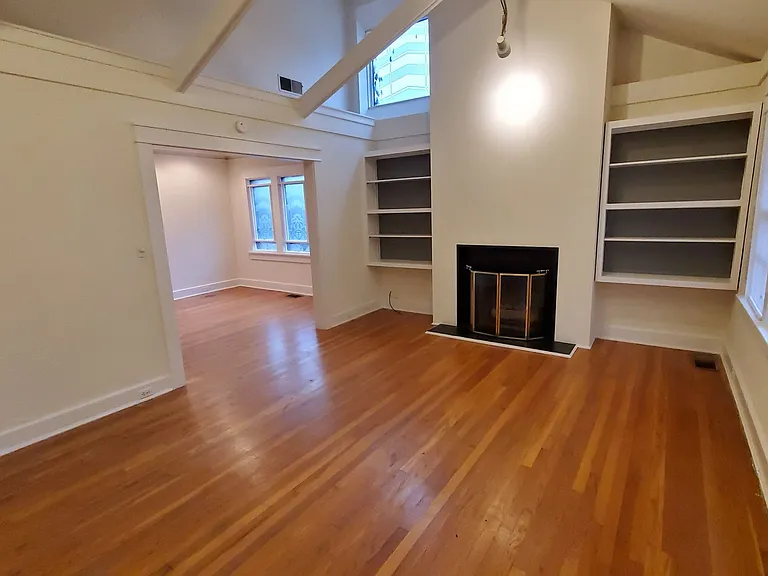 2402 S Hughes St — Photo 2